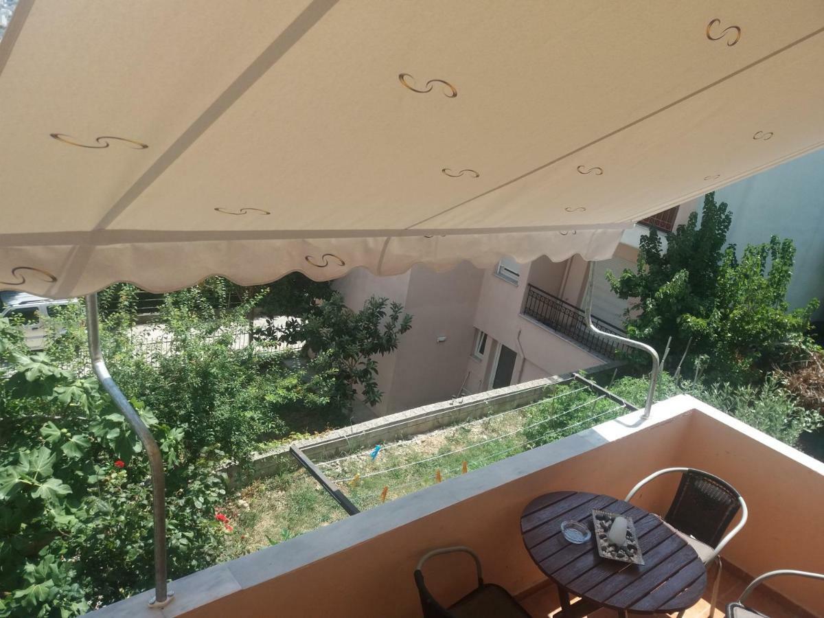 Apartment With Balcony And Parking Kavála Exterior photo