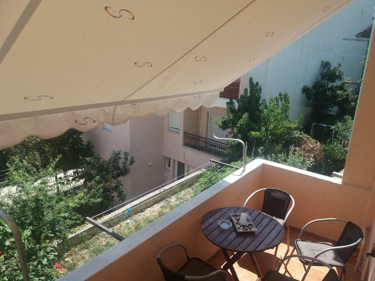 Apartment With Balcony And Parking Kavála Exterior photo
