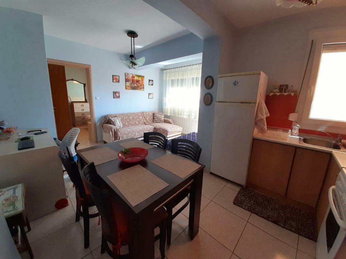 Apartment With Balcony And Parking Kavála Exterior photo
