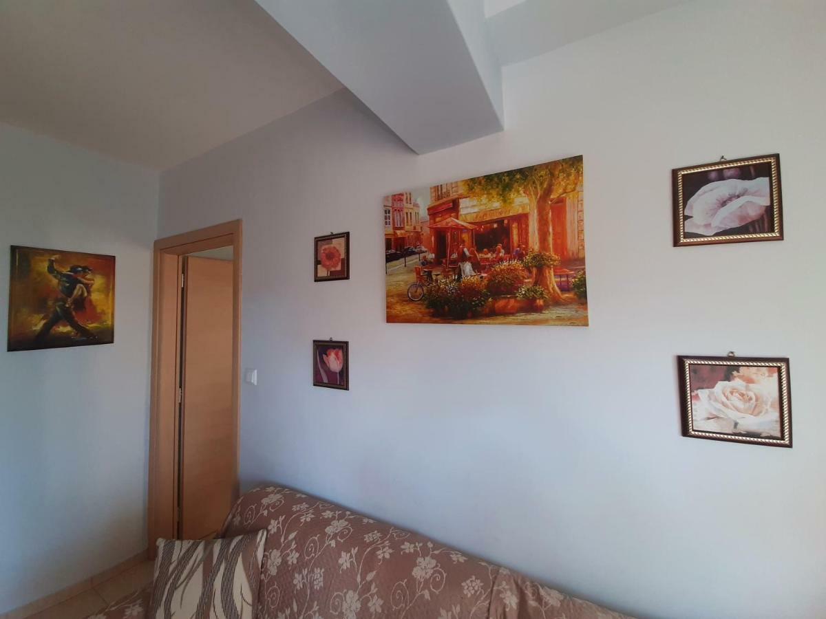 Apartment With Balcony And Parking Kavála Exterior photo