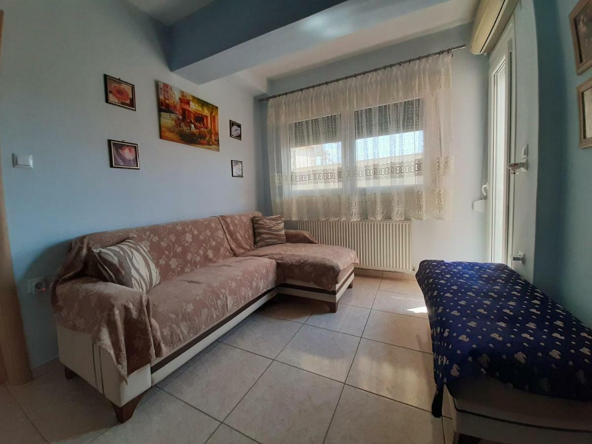 Apartment With Balcony And Parking Kavála Exterior photo