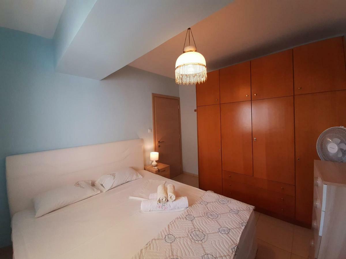 Apartment With Balcony And Parking Kavála Exterior photo